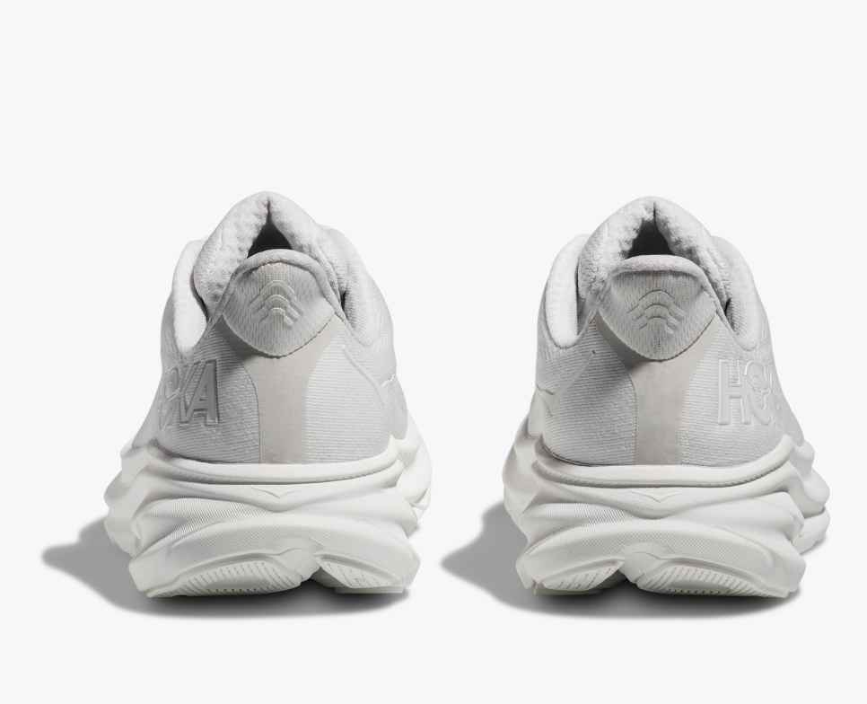 F2DFD566-A9EC-0271-1D67-F42844ED1779